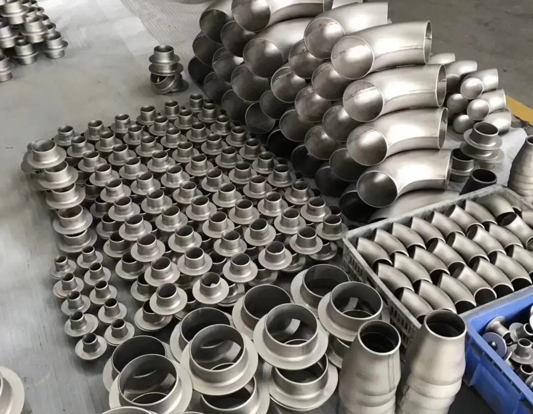 Buttweld and forged pipe fittings